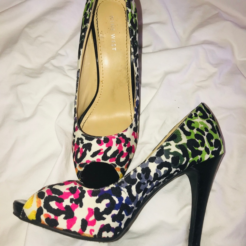 Women's size 8.5 colorful leopard Nine West heels